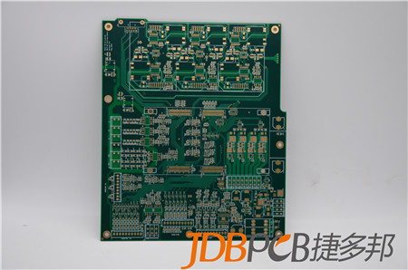 铝基pcb板和FR-4玻纤板的区别