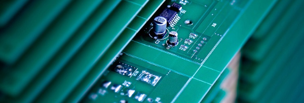 高频PCB板材：高可靠性、信号传输速度快