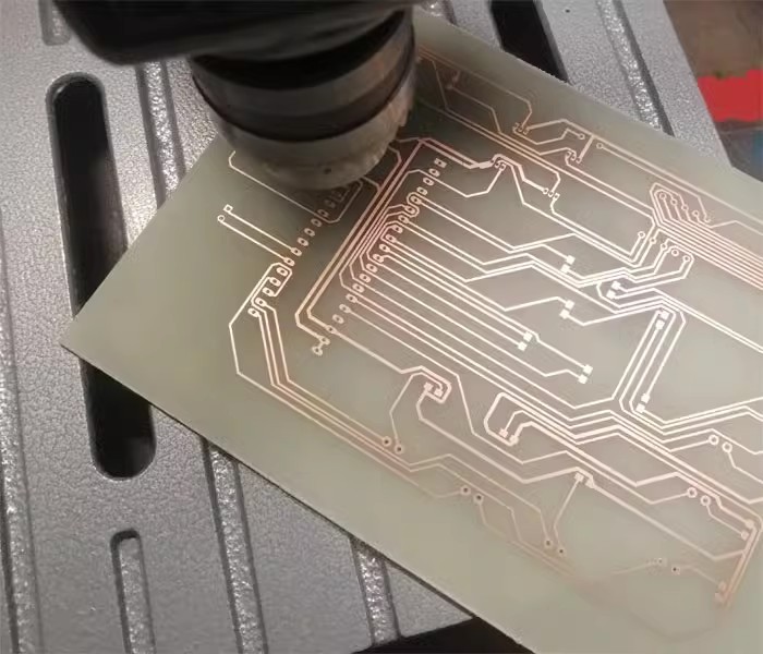 一文解读铝基板和FR4的区别